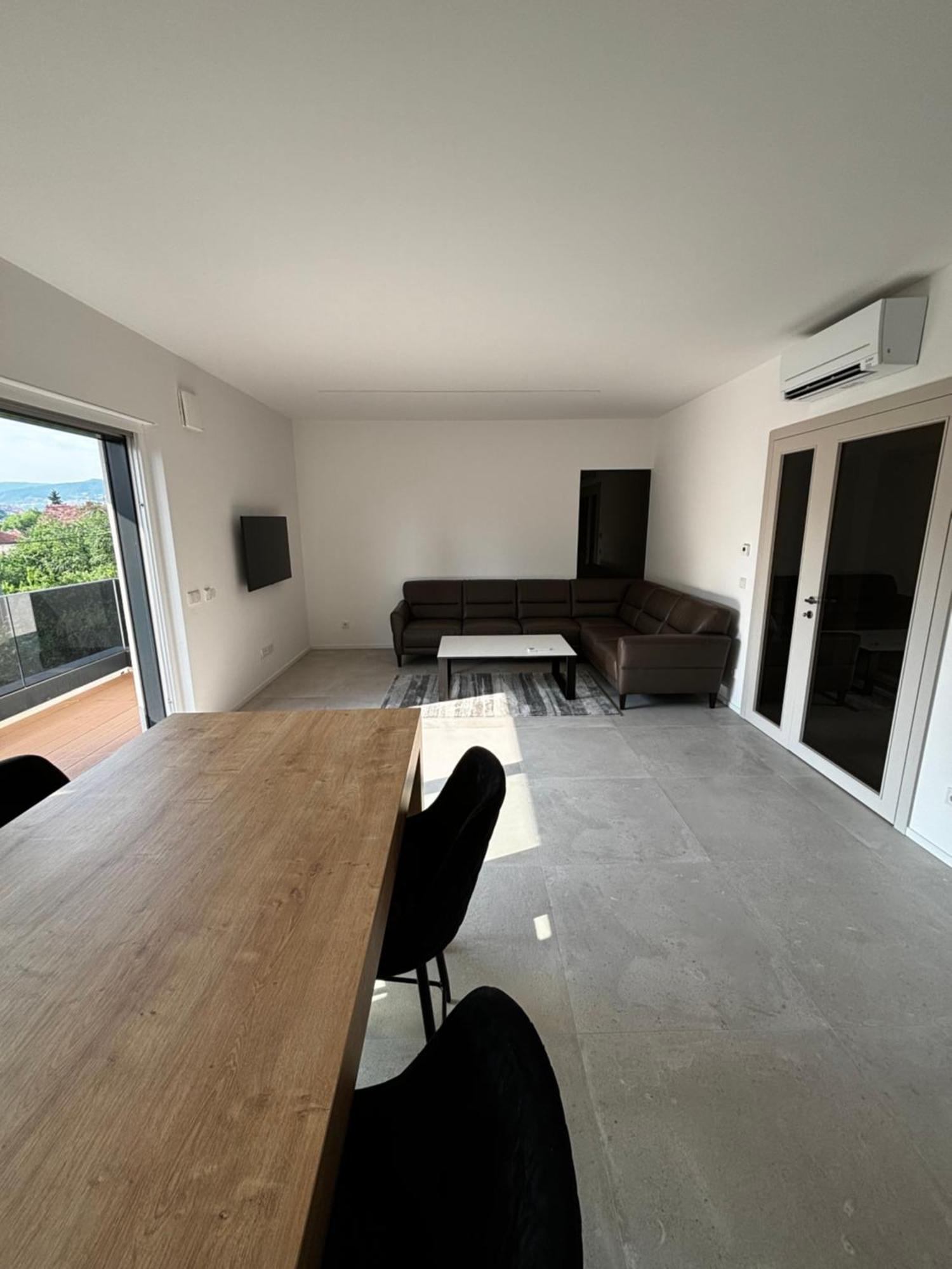 Apartment Luxor 4 *